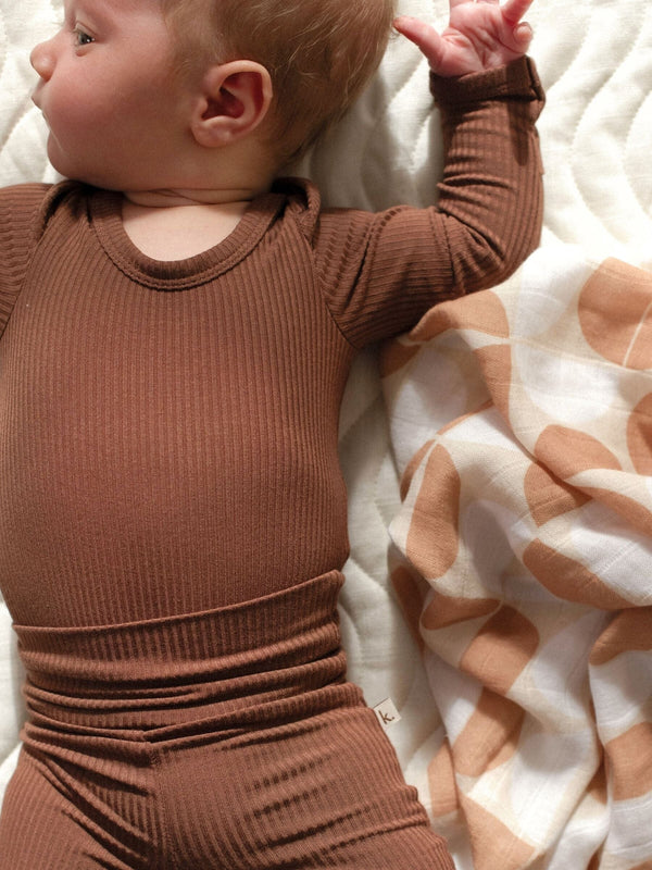 Bamboo Long Sleeve Bodysuit - Chocolate Clothing Kiin ® 