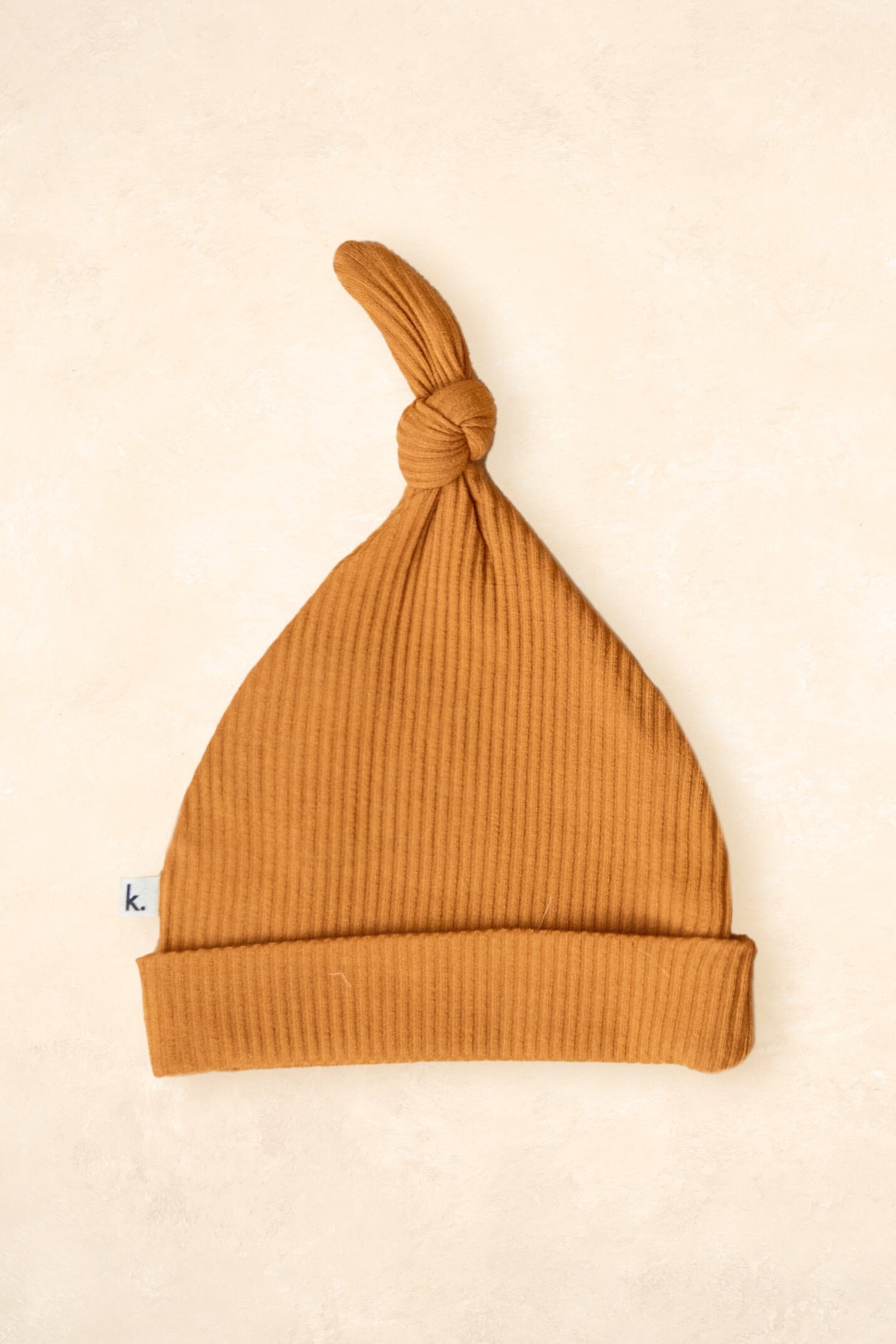 Bamboo Stretch Beanie - OUTLET Bows + Beanies Kiin ® Caramel 