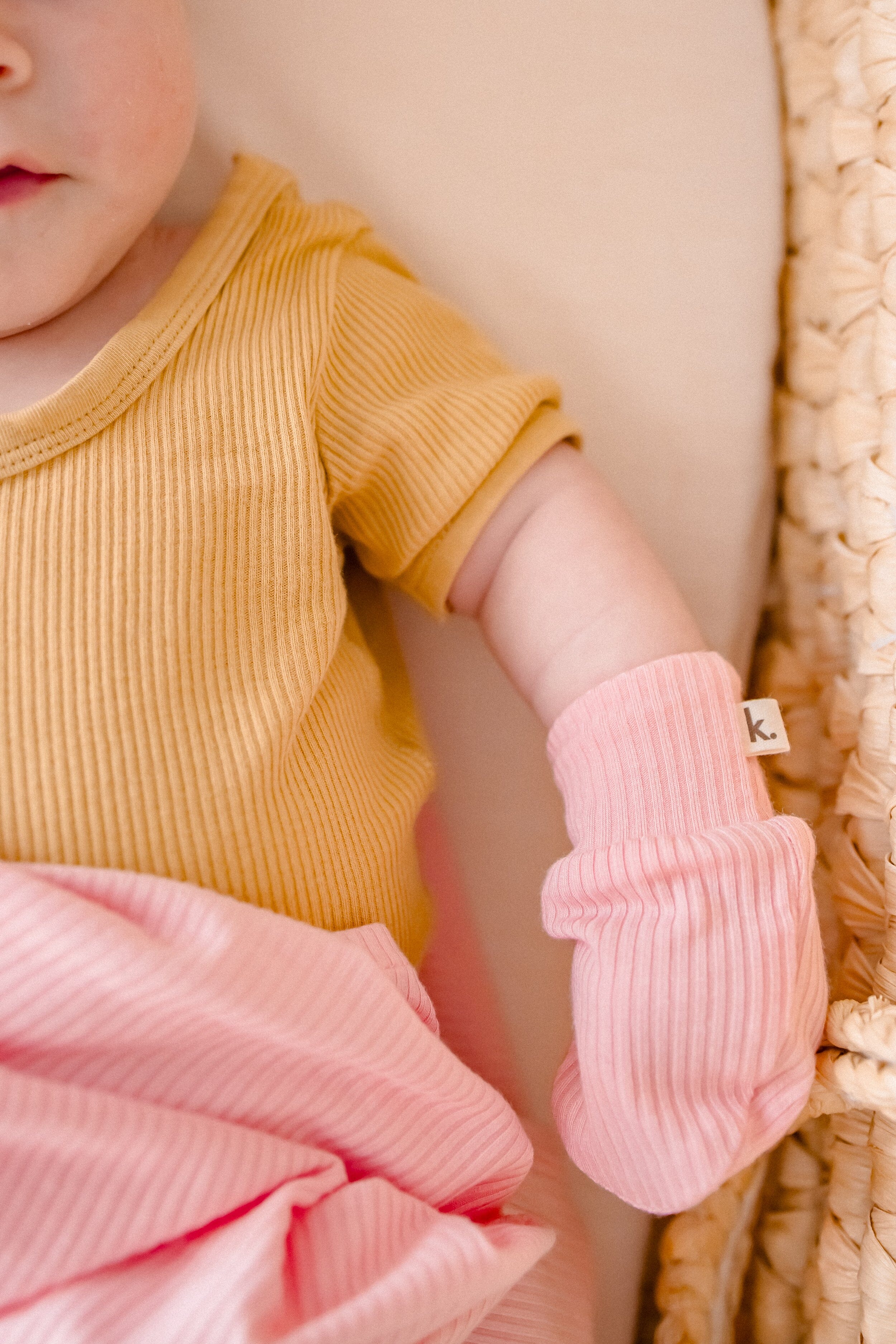 Bamboo Stretch Mittens Mittens Kiin ® 