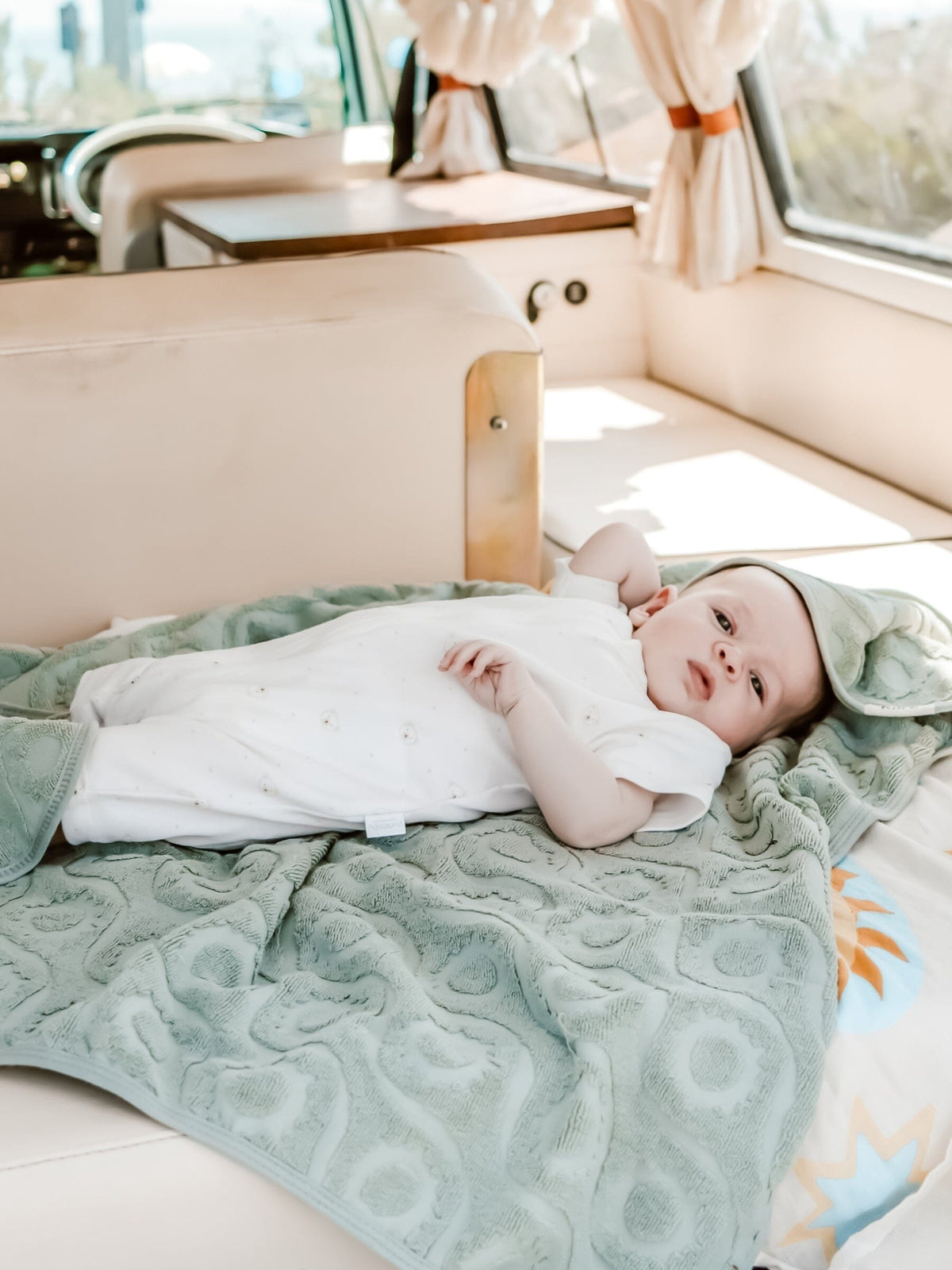 Hooded Beach Towel - Sage Kiin ® 