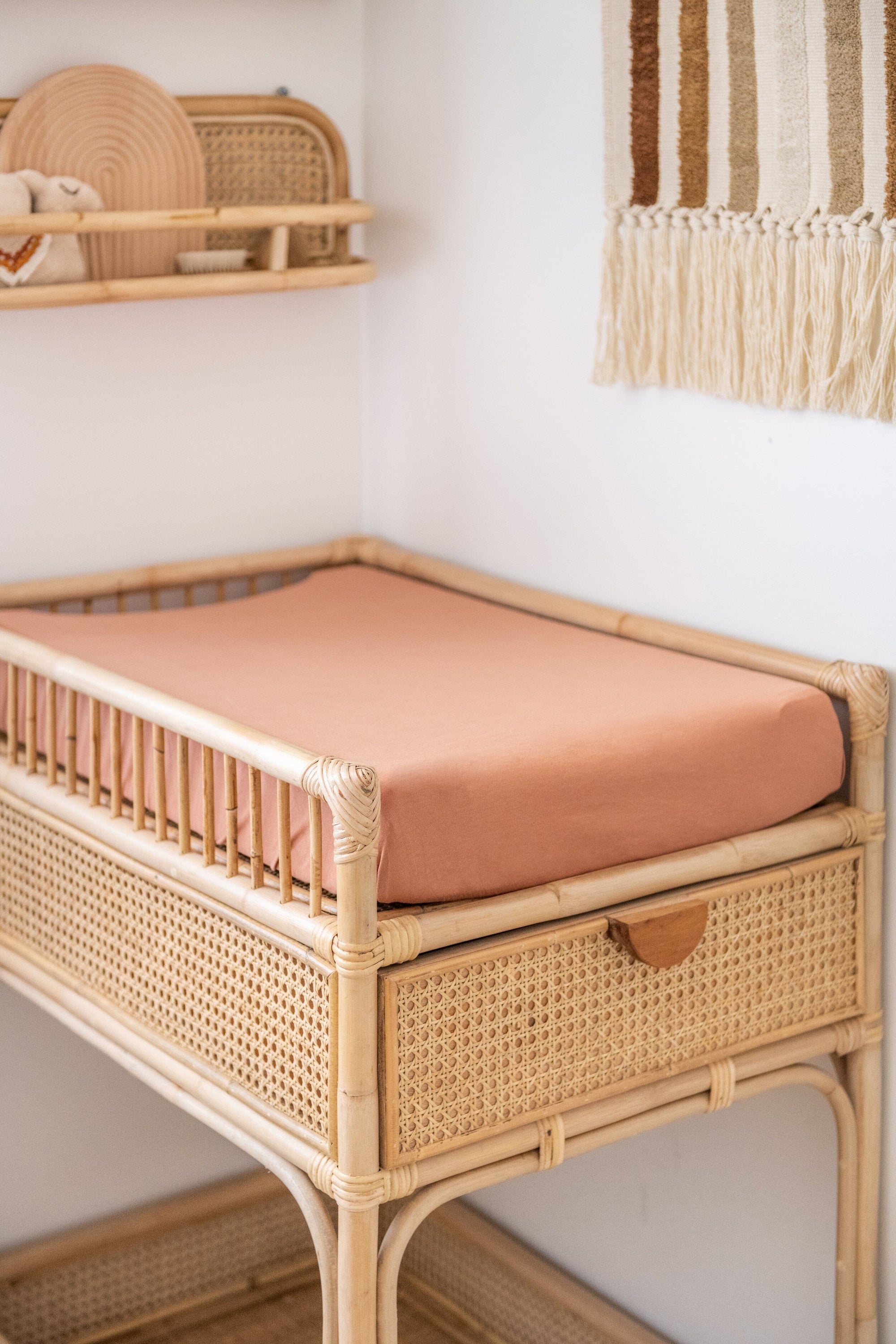 Organic Change Pad/Bassinet Sheet - OUTLET Sheets Kiin ® Blush 