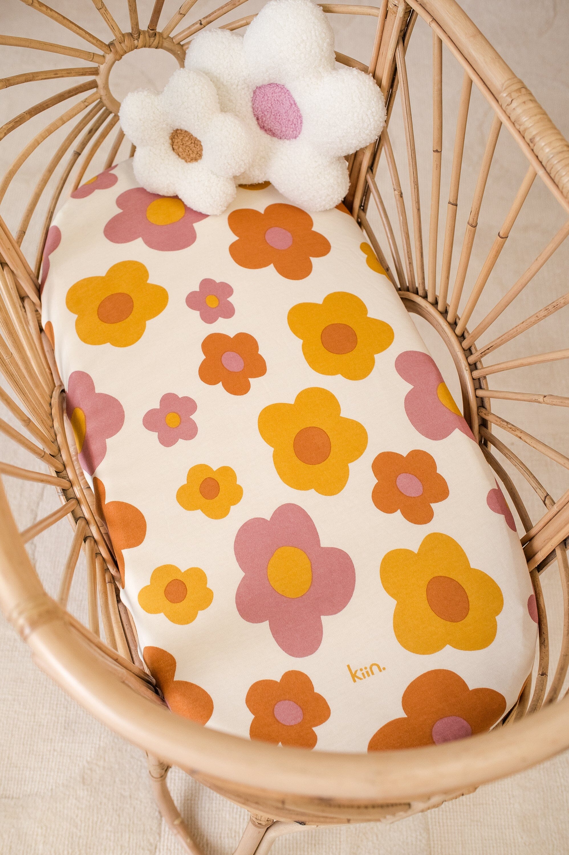 Organic Change Pad/Bassinet Sheet Sheets Kiin ® Bloom 