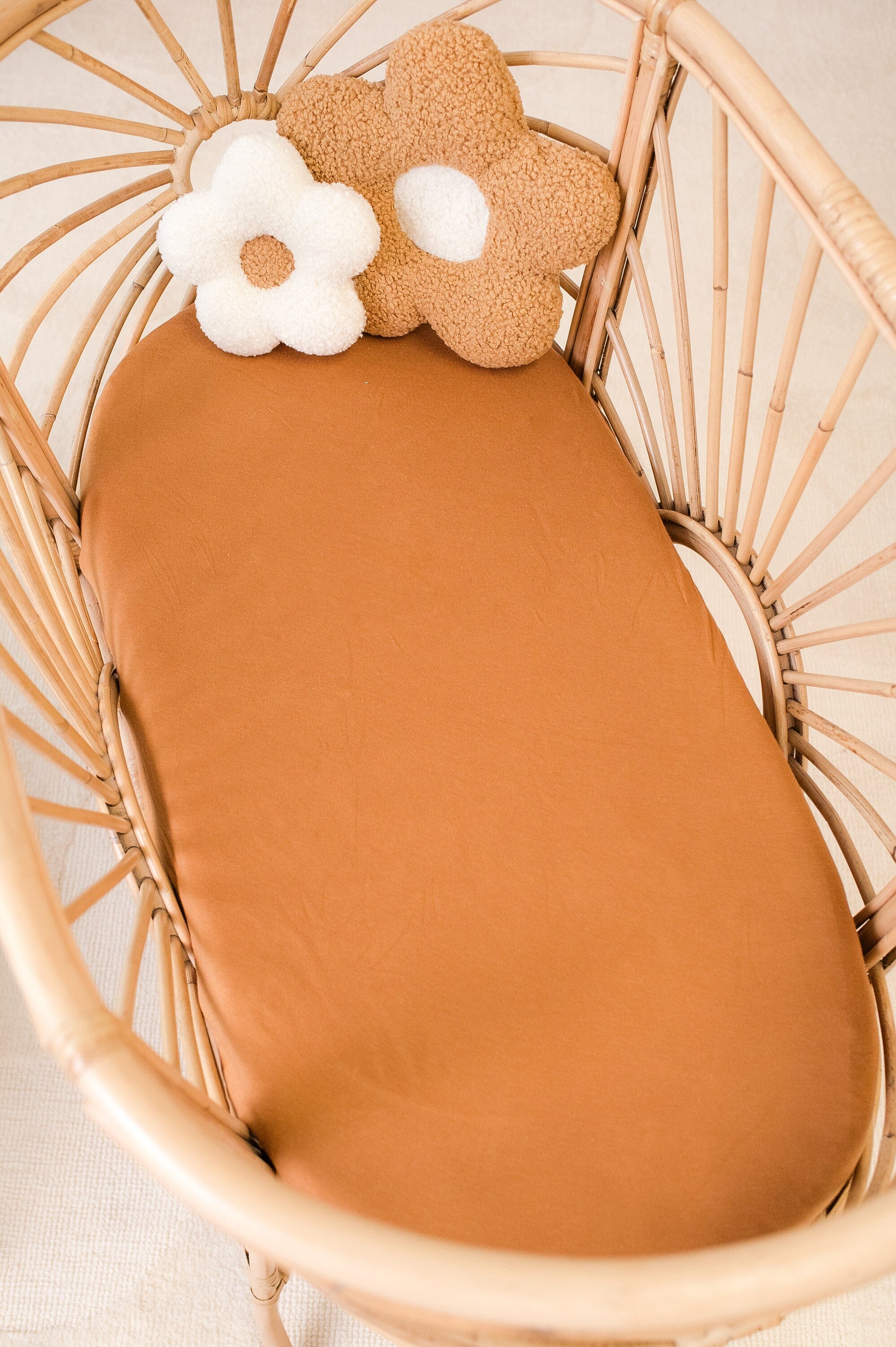 Organic Change Pad/Bassinet Sheet Sheets Kiin ® Caramel 