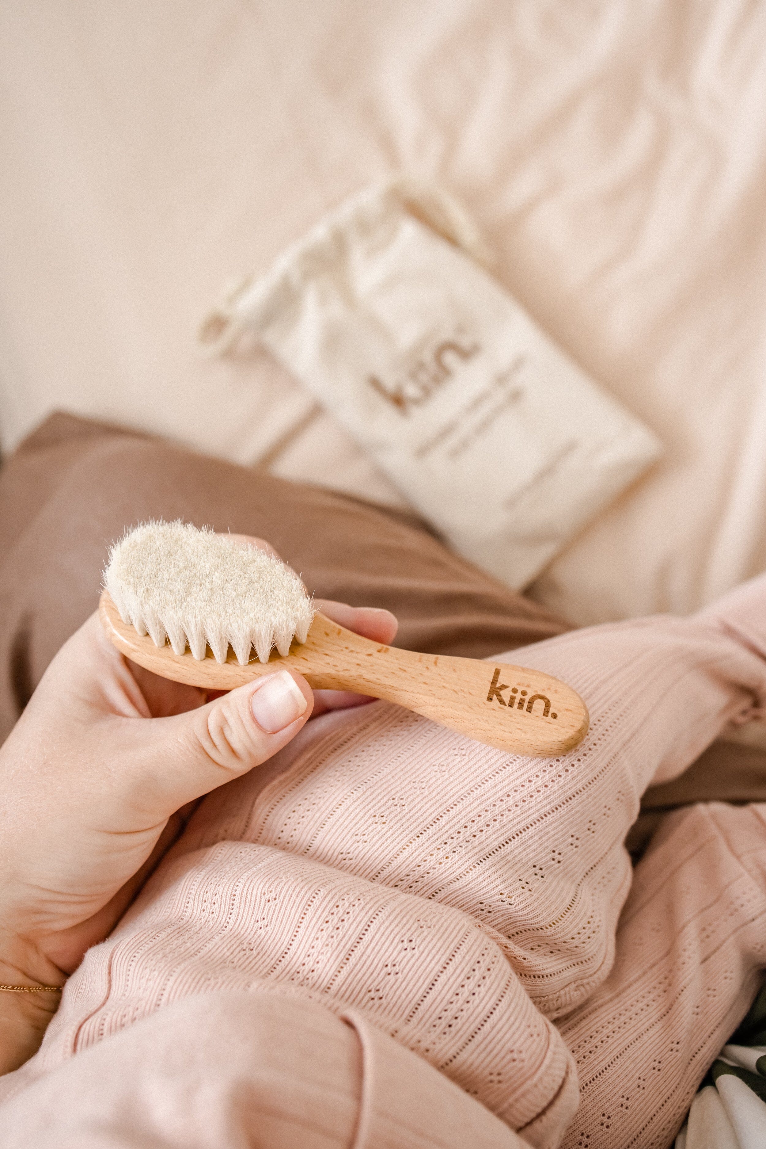 Wooden Baby Brush + Comb Set Bath Time Accessories Kiin ® 